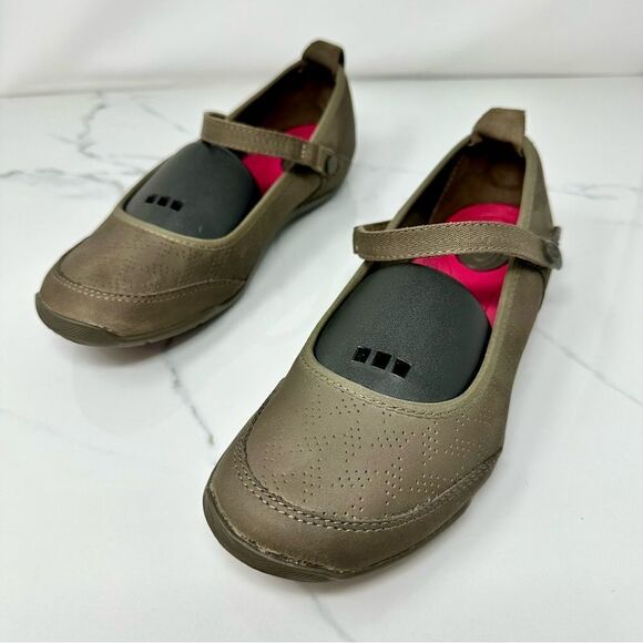 Teva Nyama Mary Jane Flats- Size 7 - Picture 1 of 12